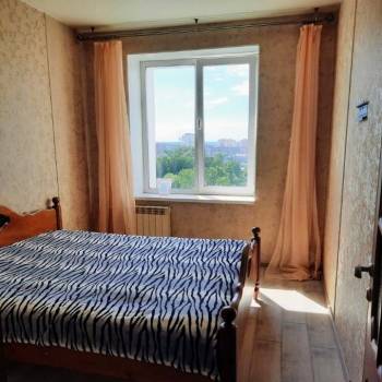 Сдается 1-комнатная квартира, 56 м²