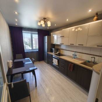 Сдается 2-х комнатная квартира, 68,6 м²