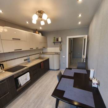 Сдается 2-х комнатная квартира, 68,6 м²