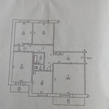 Продается 1-комнатная квартира, 76 м²