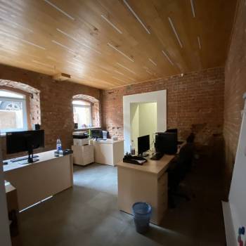 Сдается Нежилое помещение, 160 м²