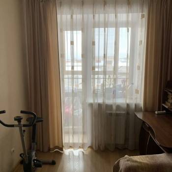 Продается 1-комнатная квартира, 42 м²