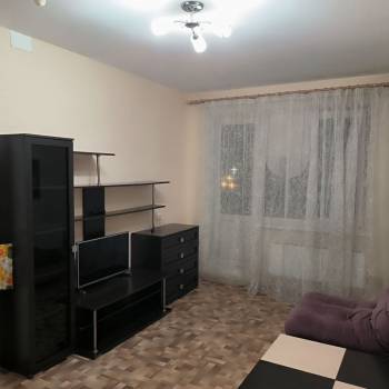 Сдается 1-комнатная квартира, 39 м²