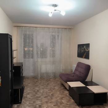 Сдается 1-комнатная квартира, 39 м²