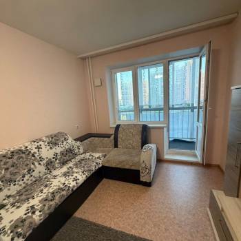 Сдается 1-комнатная квартира, 35 м²