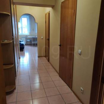 Сдается 1-комнатная квартира, 50 м²