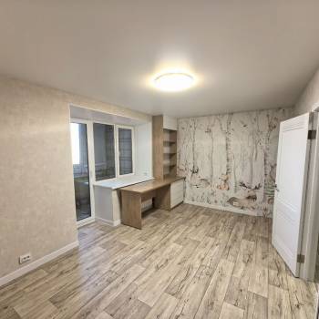 Продается 1-комнатная квартира, 68 м²
