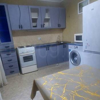 Сдается 1-комнатная квартира, 40 м²