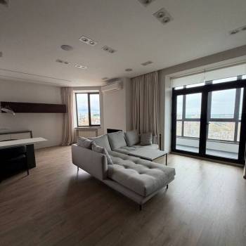 Сдается Многокомнатная квартира, 110 м²