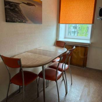 Сдается Многокомнатная квартира, 57 м²