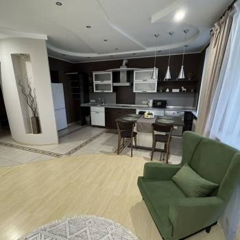 Сдается 1-комнатная квартира, 50 м²