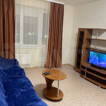 Сдается 2-х комнатная квартира, 64 м²