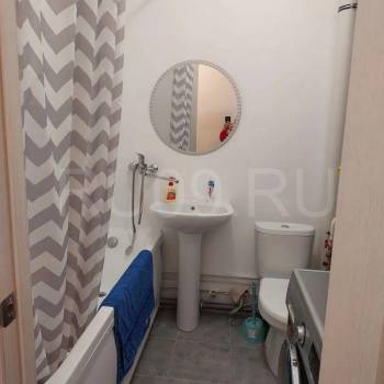 Сдается 1-комнатная квартира, 38 м²