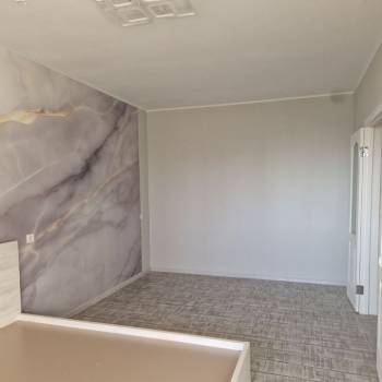 Продается 1-комнатная квартира, 35 м²