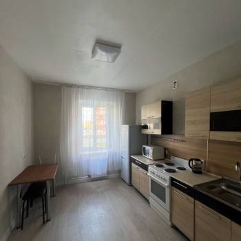 Сдается 1-комнатная квартира, 38,8 м²