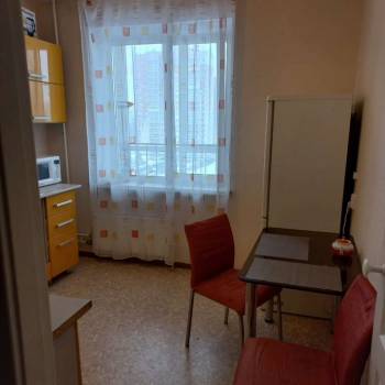 Сдается 1-комнатная квартира, 40,8 м²