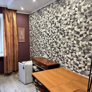 Продается 1-комнатная квартира, 12 м²