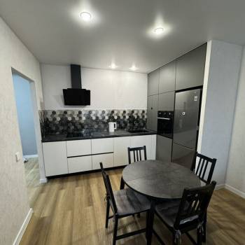 Сдается 2-х комнатная квартира, 60 м²