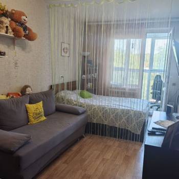 Продается 1-комнатная квартира, 32 м²