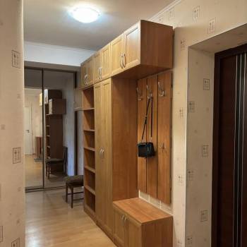 Сдается 2-х комнатная квартира, 59 м²