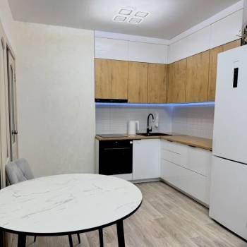 Продается 3-х комнатная квартира, 58 м²