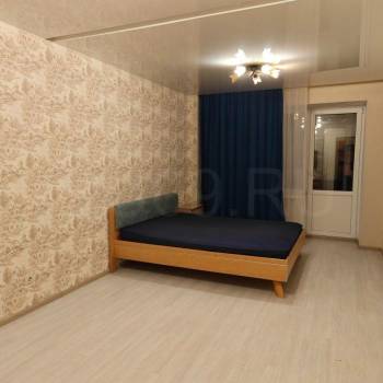 Сдается 1-комнатная квартира, 42 м²