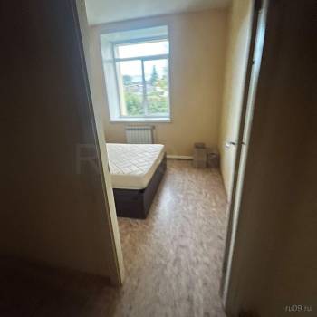Продается 3-х комнатная квартира, 56 м²