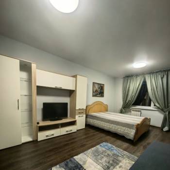 Сдается 1-комнатная квартира, 45 м²