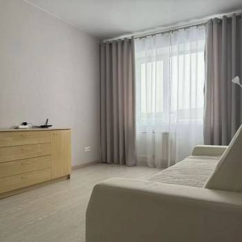 Сдается 1-комнатная квартира, 45 м²