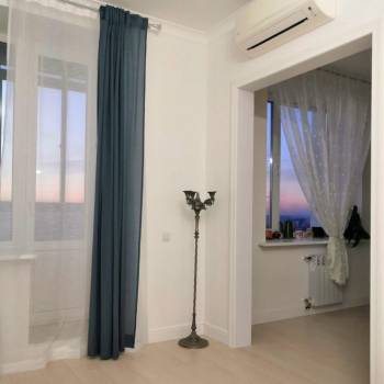 Сдается 1-комнатная квартира, 52 м²