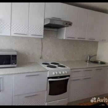 Сдается Многокомнатная квартира, 60 м²