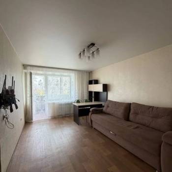 Сдается 1-комнатная квартира, 37 м²