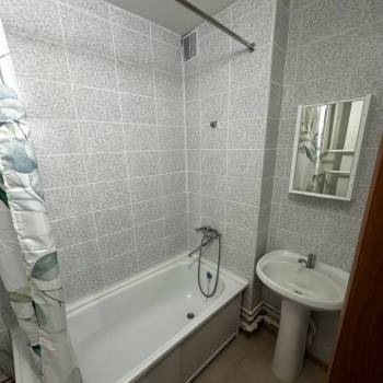 Сдается 1-комнатная квартира, 44 м²