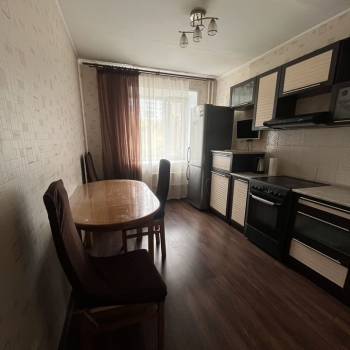 Сдается 1-комнатная квартира, 43 м²
