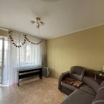 Сдается 1-комнатная квартира, 42 м²