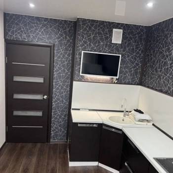 Сдается 2-х комнатная квартира, 700 м²