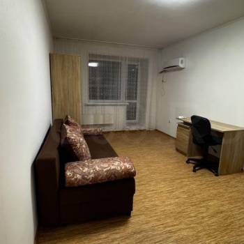 Сдается 1-комнатная квартира, 43 м²