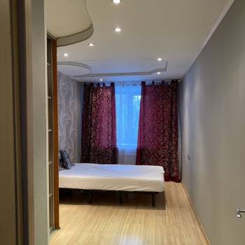Сдается Многокомнатная квартира, 64 м²