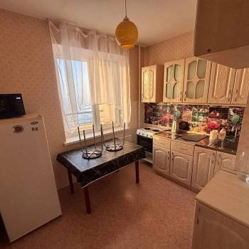 Продается 1-комнатная квартира, 35 м²