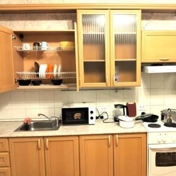 Сдается 2-х комнатная квартира, 76 м²
