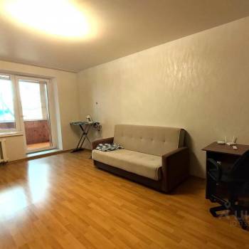 Сдается 2-х комнатная квартира, 76 м²