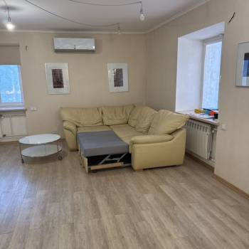 Сдается 1-комнатная квартира, 53 м²
