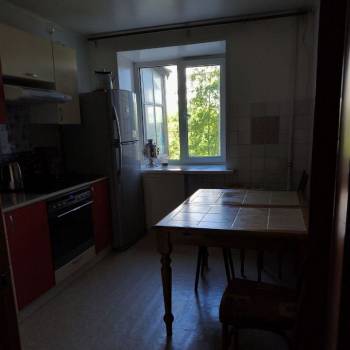 Сдается Многокомнатная квартира, 58 м²