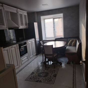 Сдается Многокомнатная квартира, 79 м²