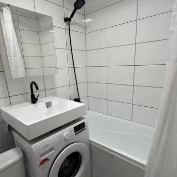 Сдается 1-комнатная квартира, 43 м²
