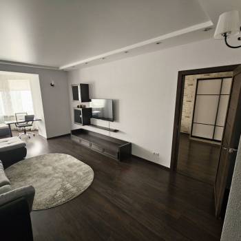 Сдается 2-х комнатная квартира, 79,8 м²