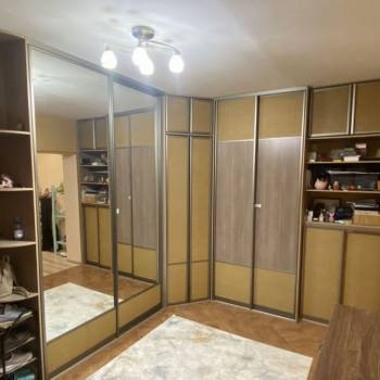 Продается 1-комнатная квартира, 52,4 м²