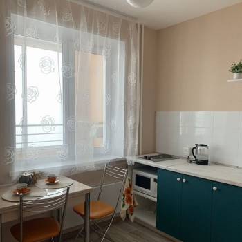 Сдается 1-комнатная квартира, 38 м²