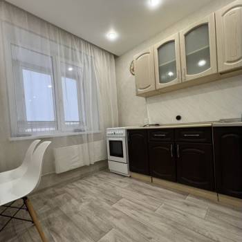 Сдается 1-комнатная квартира, 40 м²