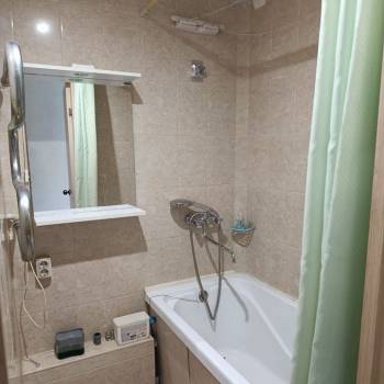 Продается 1-комнатная квартира, 45 м²